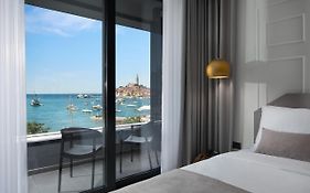 Hotel Delfin